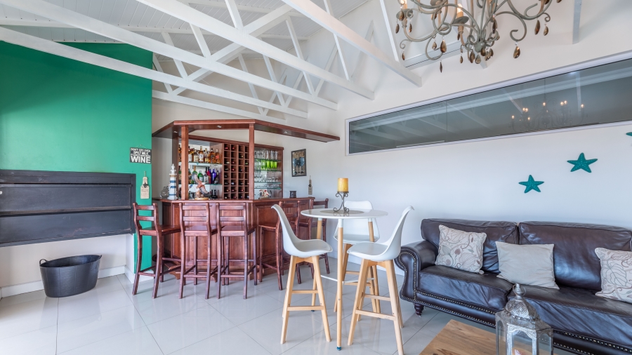 5 Bedroom Property for Sale in Plattekloof 2 Western Cape